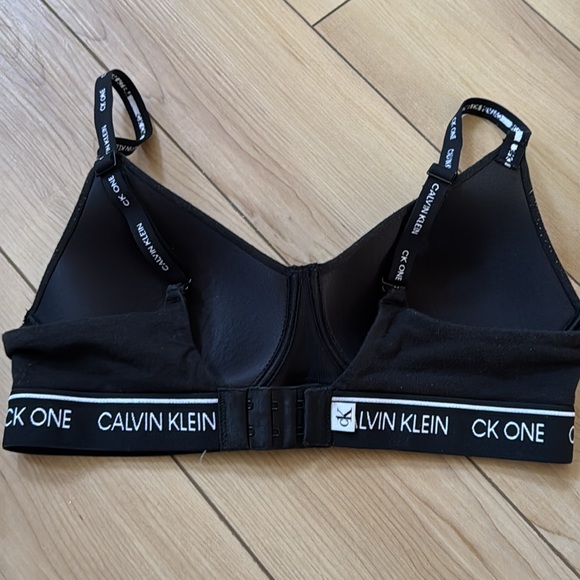 Calvin Klein bra - Picture 3 of 5